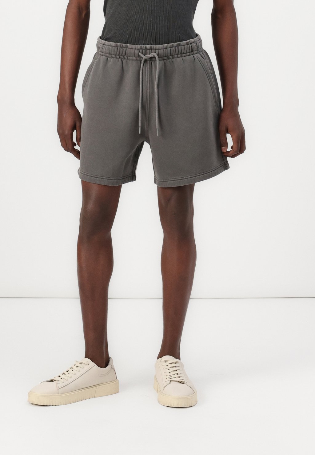 

Шорты THRIFTED SHORT Abercrombie & Fitch, белый