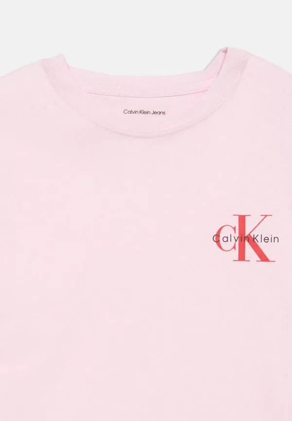 Футболка унисекс с монологом на груди Calvin Klein Jeans, Pearly Pink — фото 3