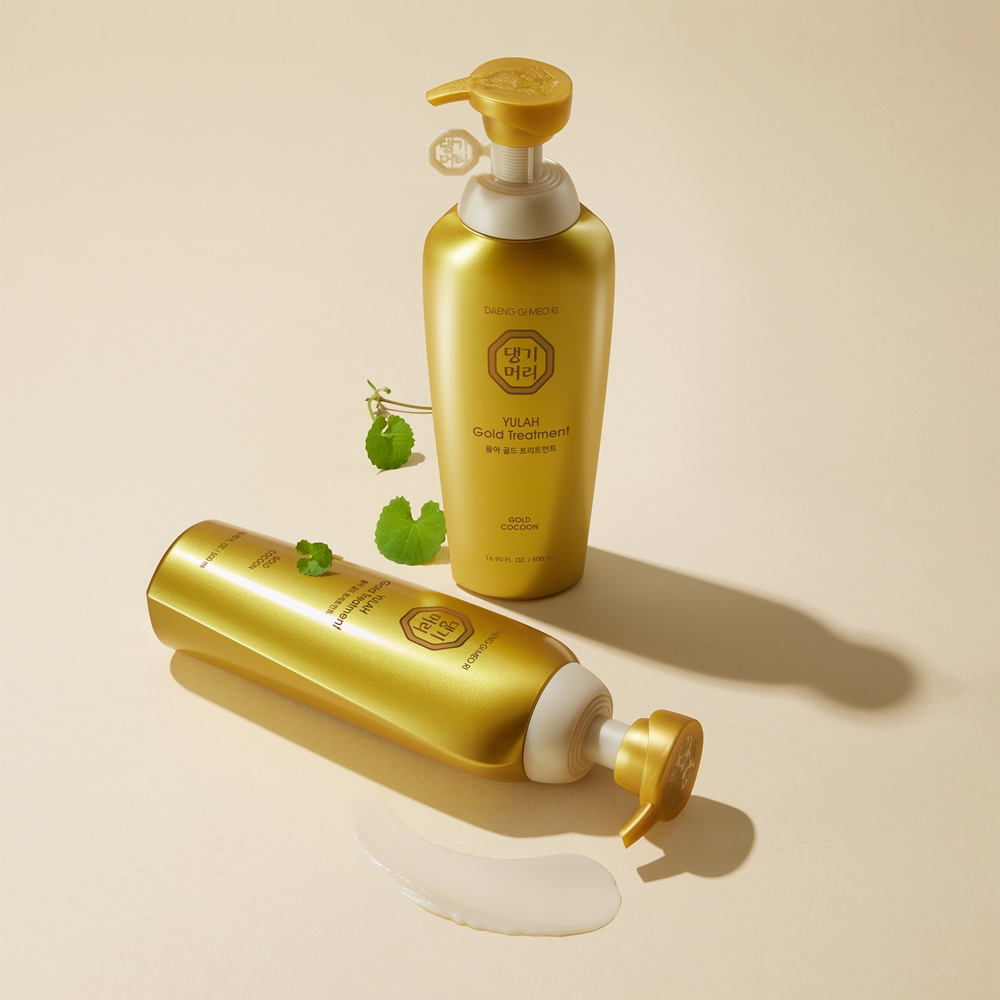 Восстанавливающий кондиционер Yula Gold Treatment для укрепления волос и придания им блеска Daeng Gi Meo Ri, 500 мл — фото 4