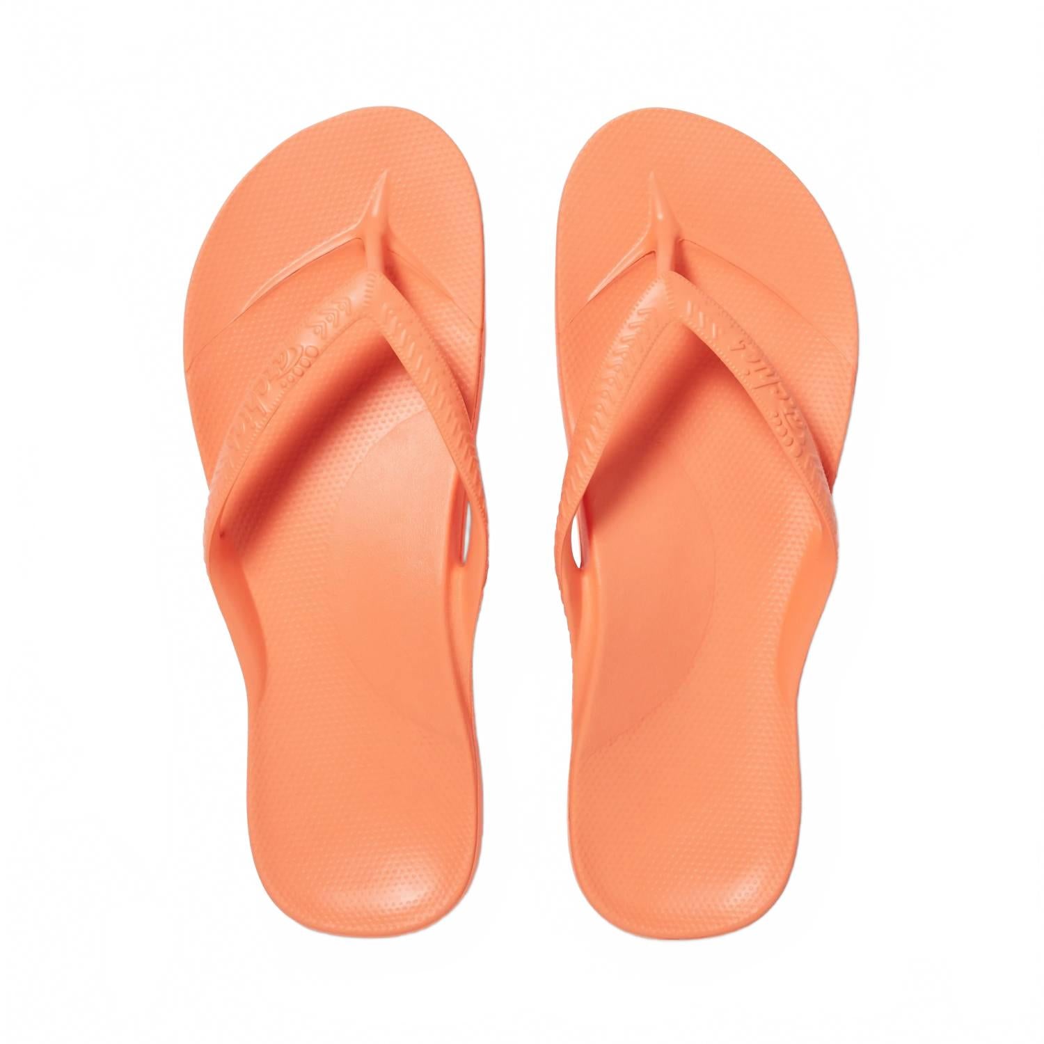 Женские поддерживающие шлепанцы Flip Flops в персиковом цвете Archies Footwear — фото 3