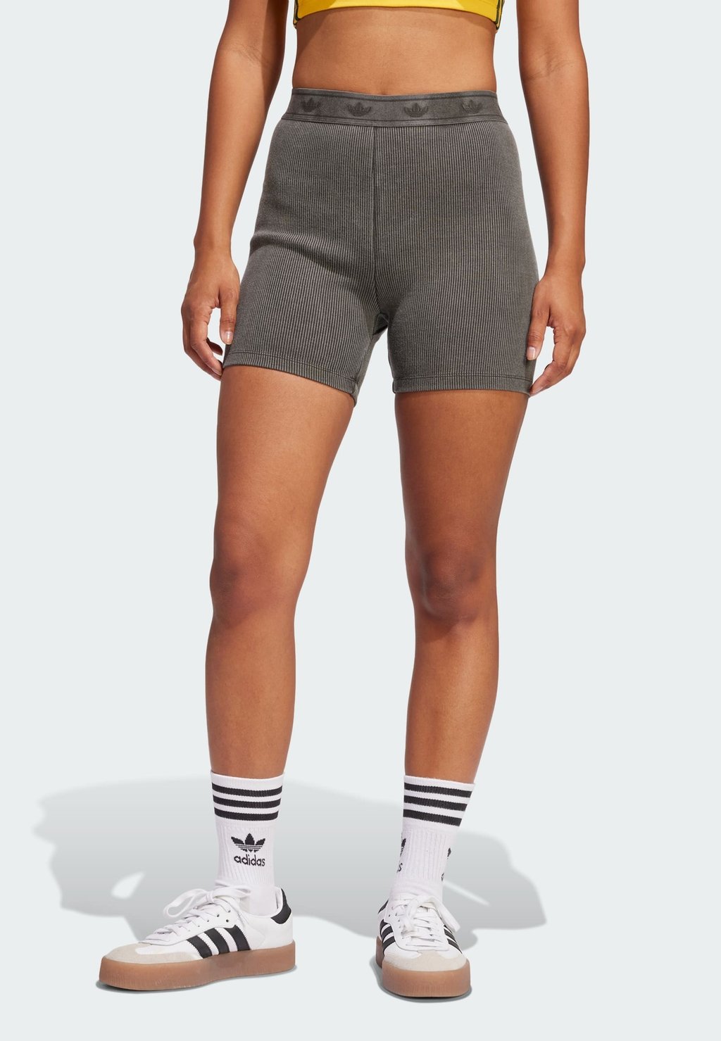 

Шорты BOOTY adidas Originals, черный