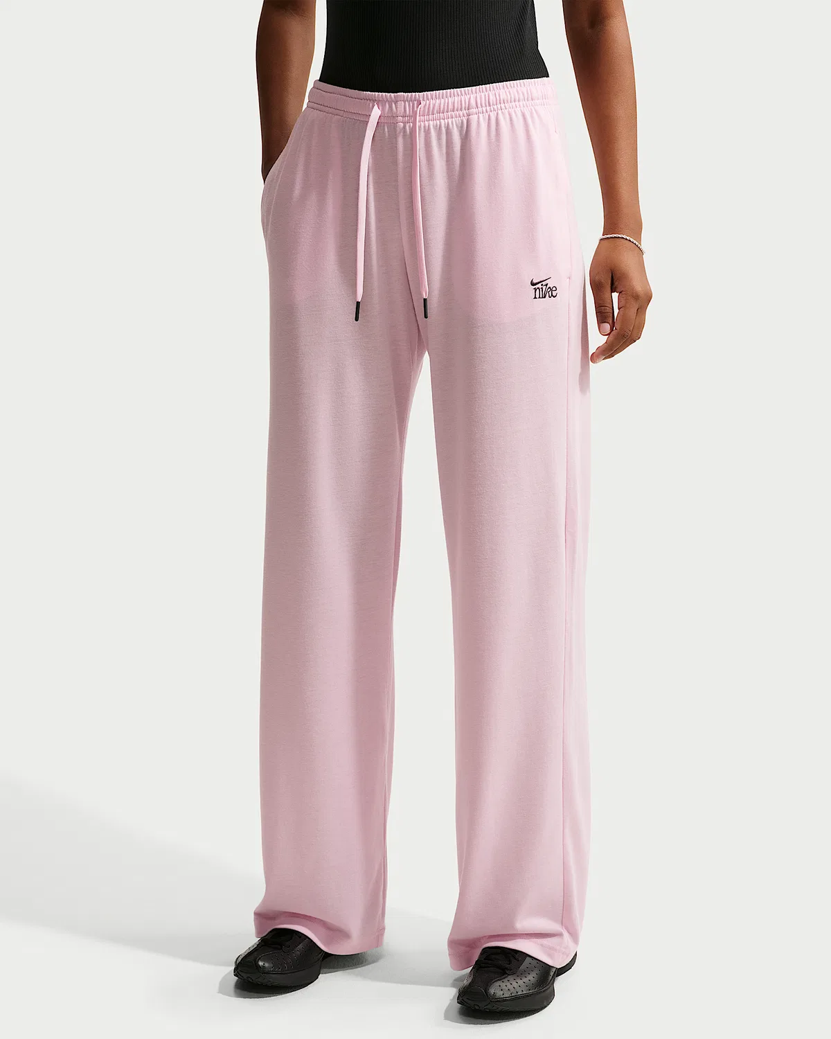 Женские брюки Nike Sportswear Chill Knit со средней посадкой, легкие, с открытым низом, Pink Foam/Dark Smoke Grey — фото 2