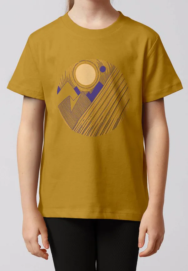 Футболка с геометрическим пейзажем (3 принта) Watapparel, Ochre