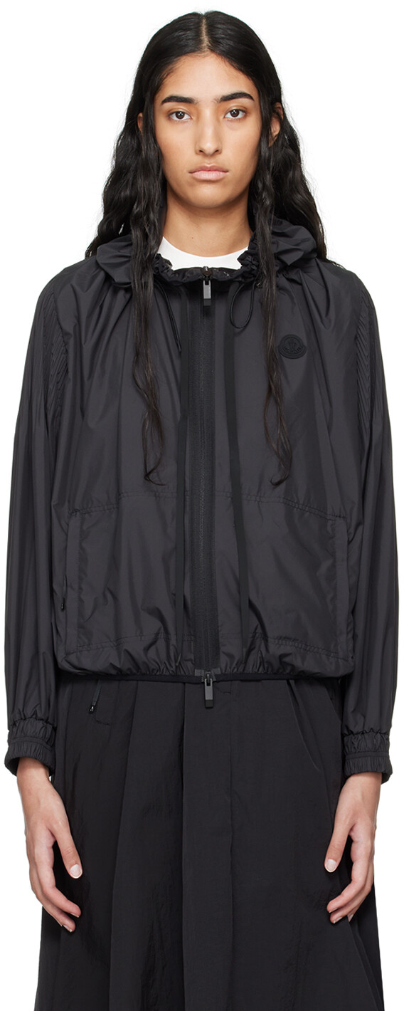 

Ветровка Auxonne Moncler