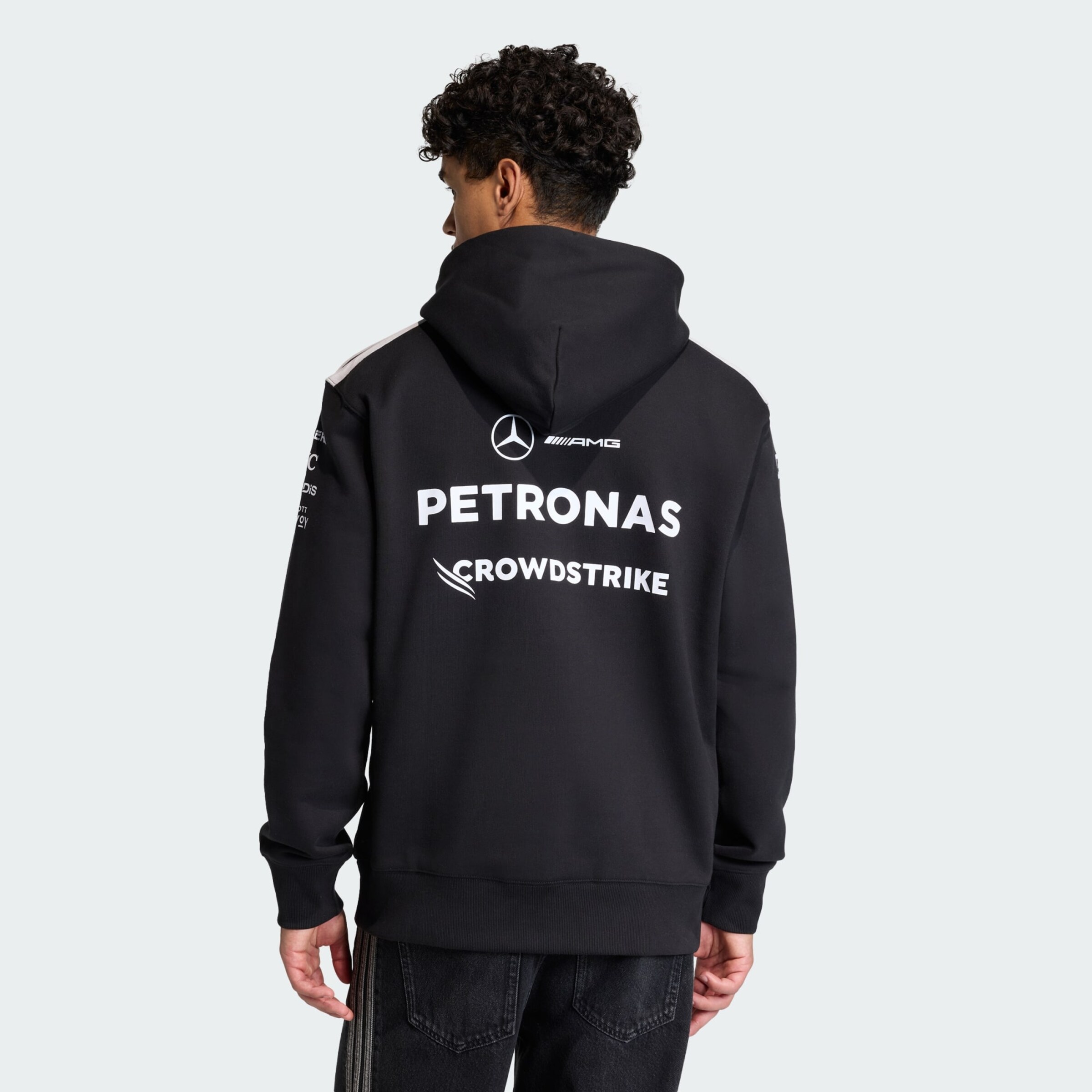 Adidas Performance Спортивная толстовка 'Mercedes-AMG Petronas Formula 1 Team' в черном цвете — фото 3