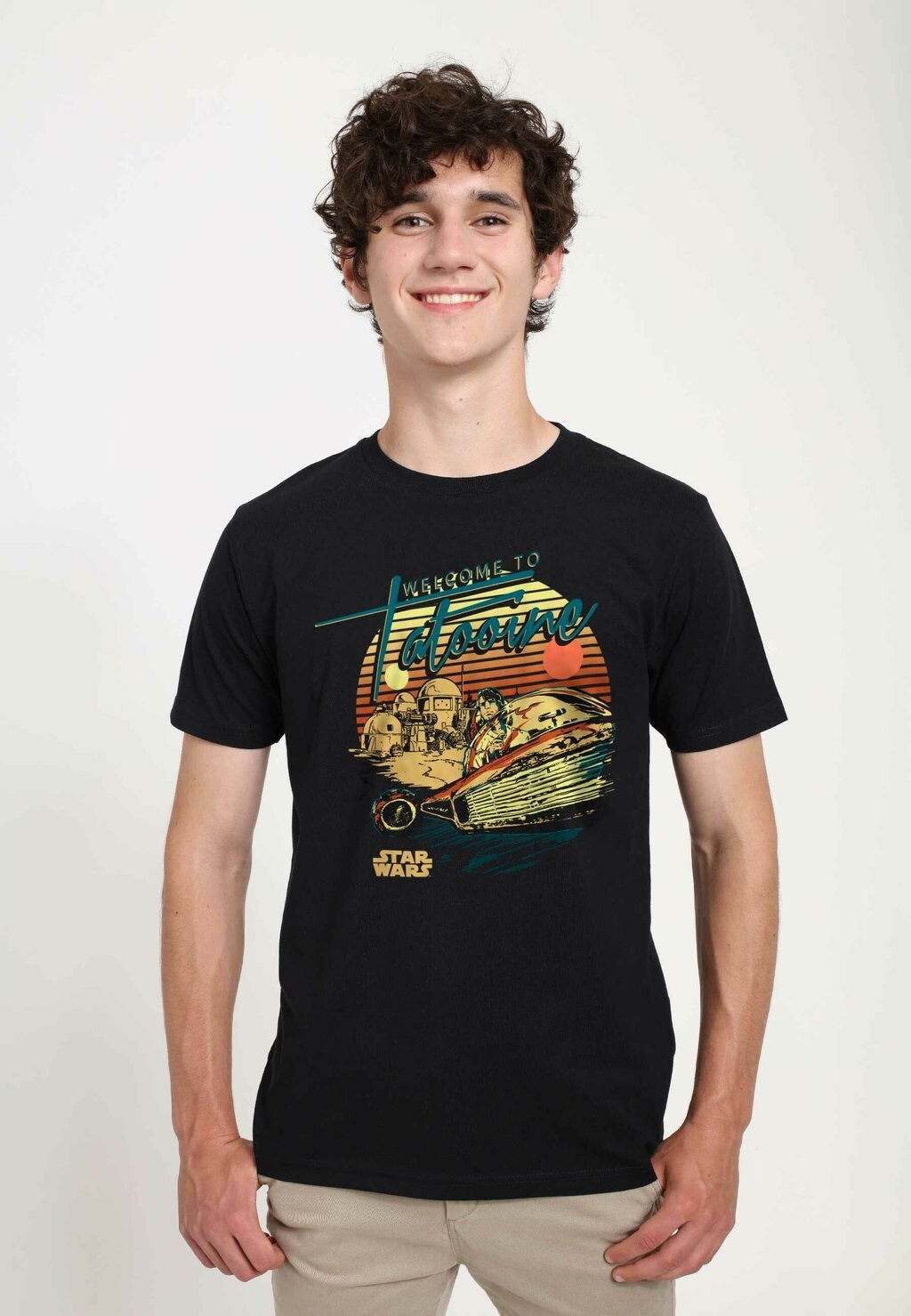 

Футболка с принтом STAR WARS: CLASSIC VACATION SPOT UNISEX Star Wars, черный