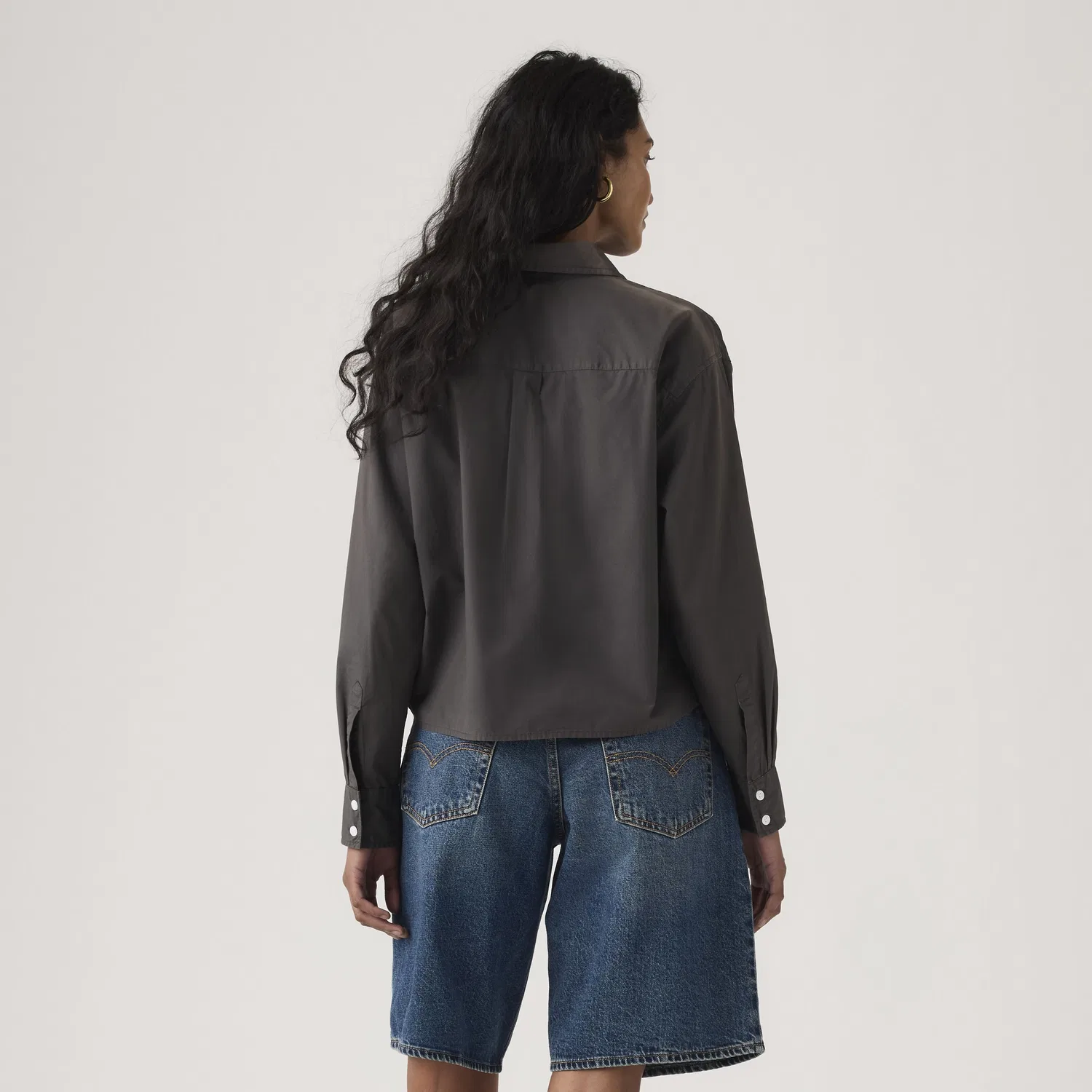 Укороченная рубашка Harlie Garment Dye Levi's, Black — фото 4