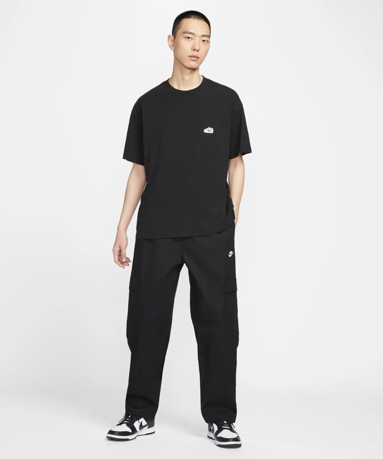 Мужские штаны карго из хлопка Nike Club Woven Cargo CL оливковые — фото 3