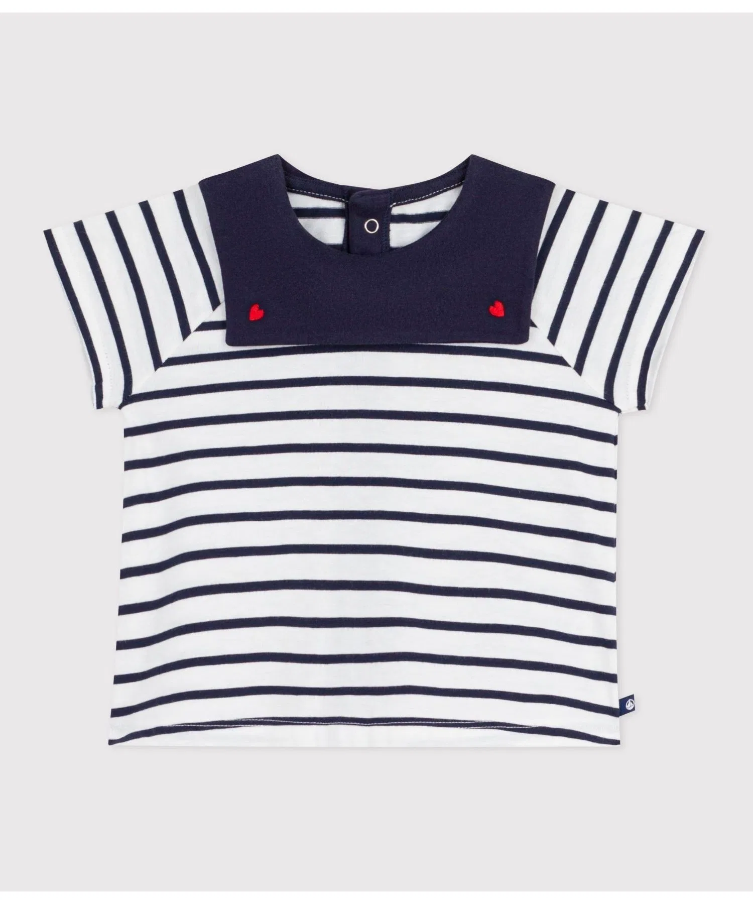 Детская футболка-полосатик Petit Bateau с сердечком бело-тёмно-синяя — фото 4