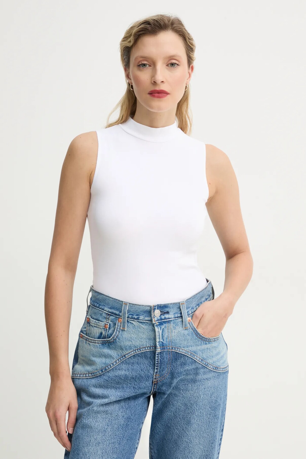 

Лучшая майка EFFORTLESS Levi'S, белый