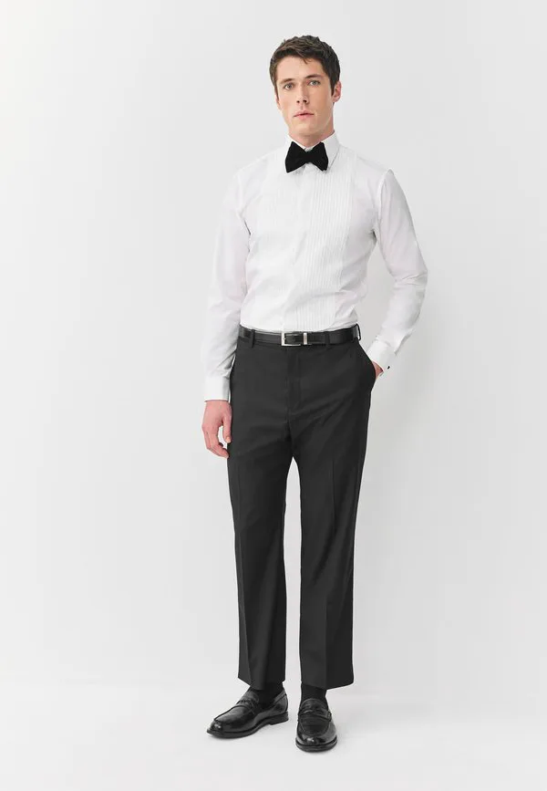 Приталенная рубашка с плиссировкой и двойными манжетами для особых случаев Next, White — фото 2