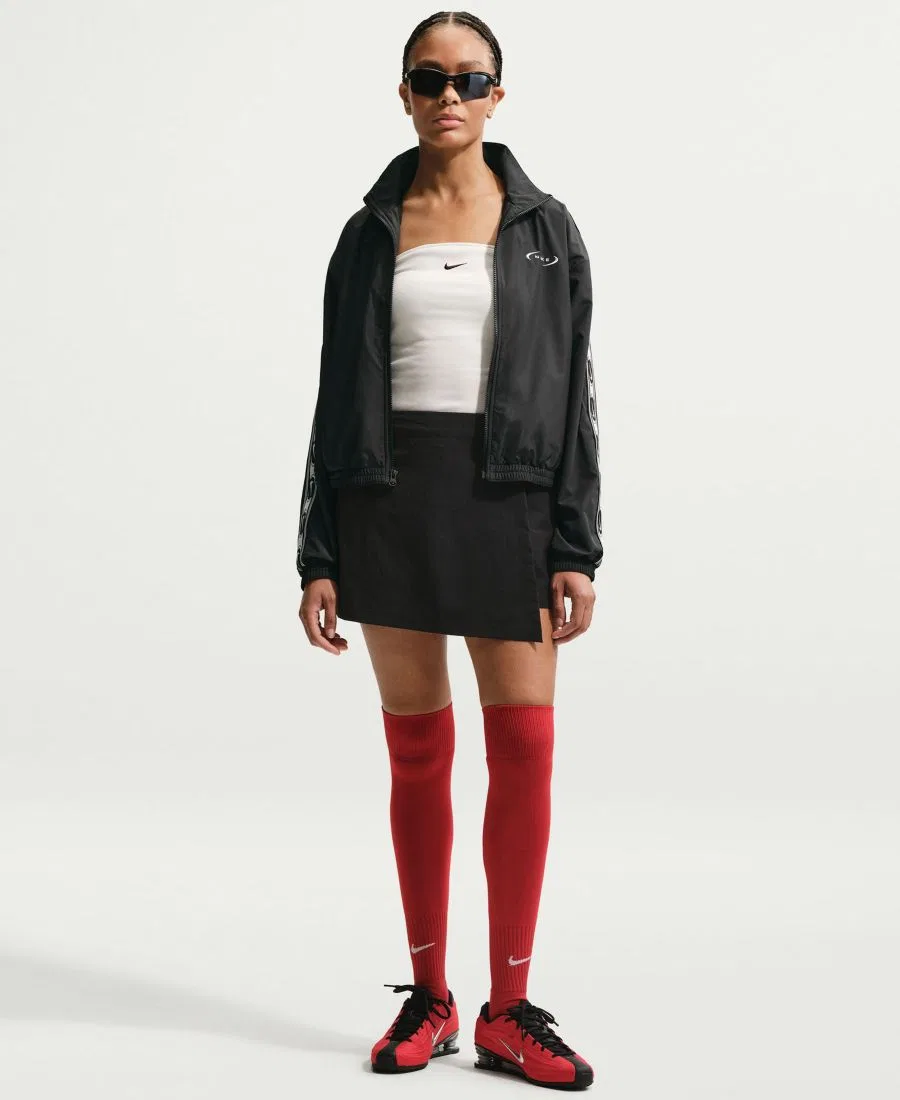 Женская куртка свободного кроя с воротником-стойкой на молнии спереди Nike, Black/Sail