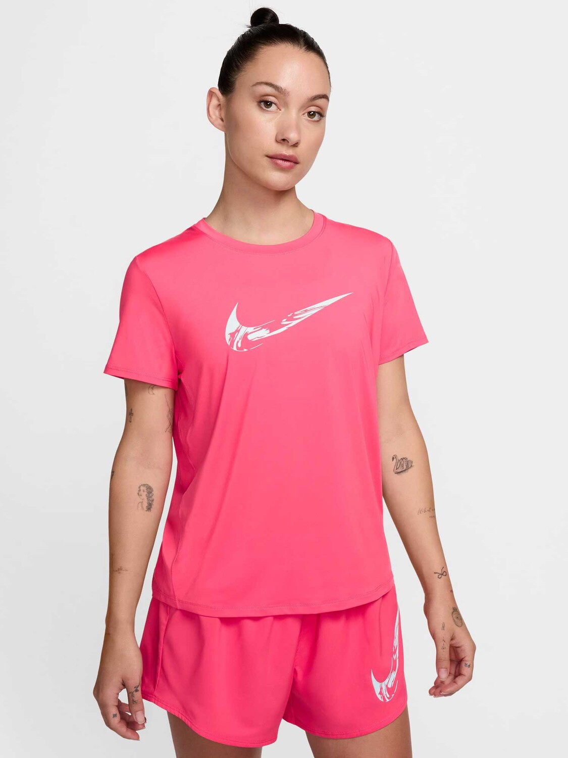 

Футболка Nike W NK ONE SWOOSH HBR DF SS TOP, розовый