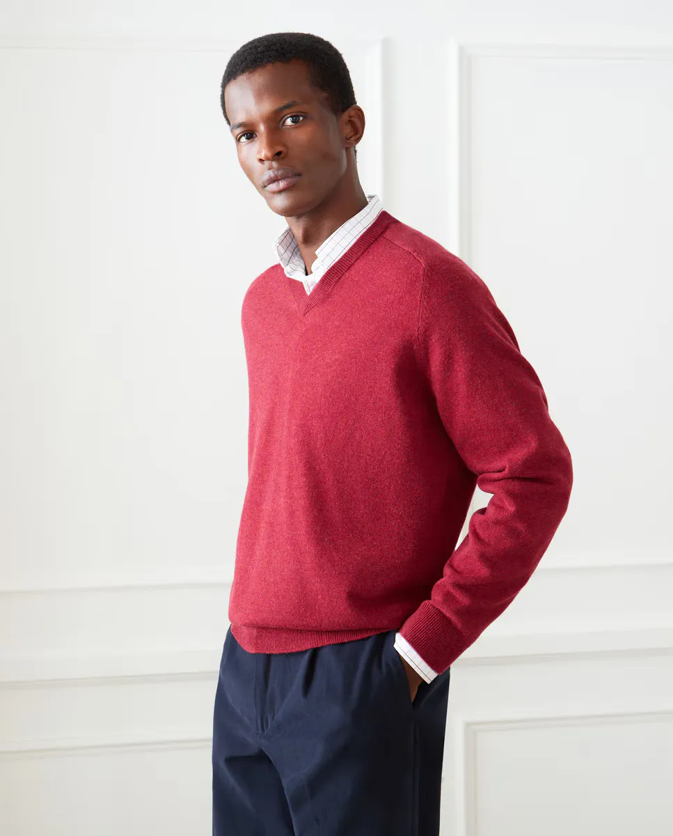 

Мужской однотонный свитер из кашемировой шерсти с V-образным вырезом Emidio Tucci, розовый