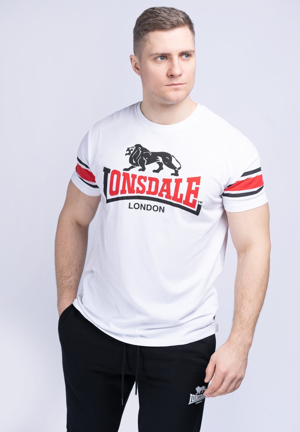 

Футболка с принтом Lonsdale, цвет white black red