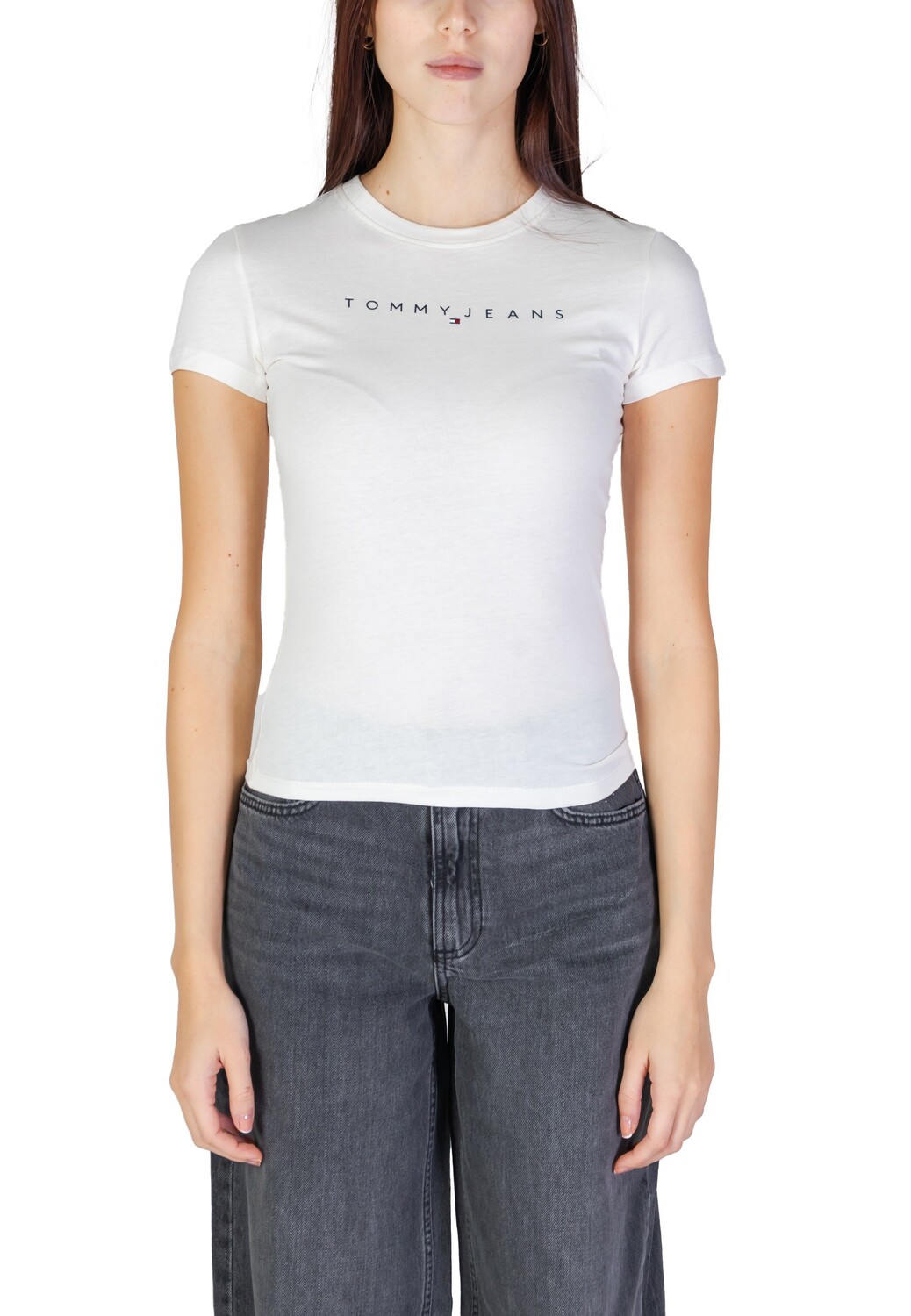 

Футболка женская Tommy Jeans облегающего кроя, белый