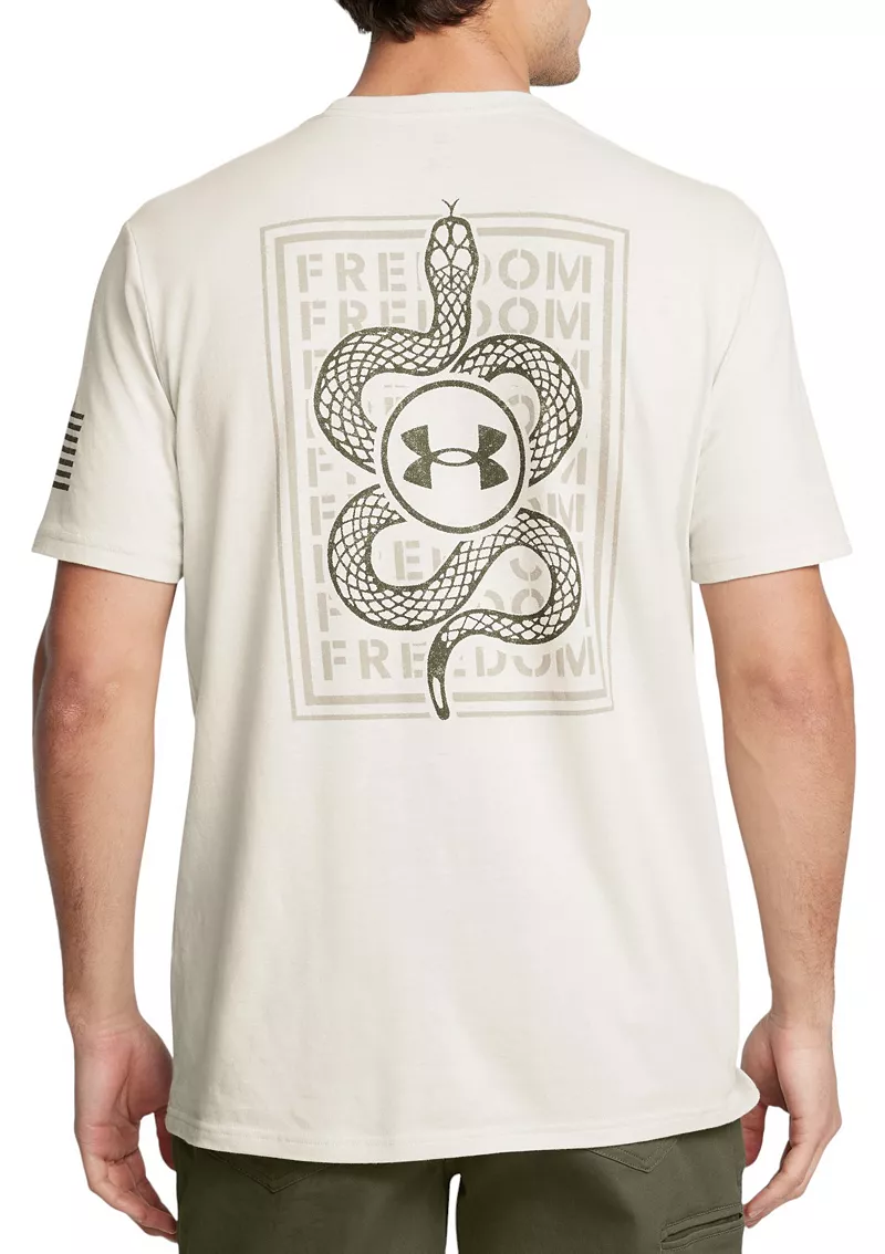 

Мужская футболка Under Armour Freedom со змеей, цвет Summit White/Marine Od Gr