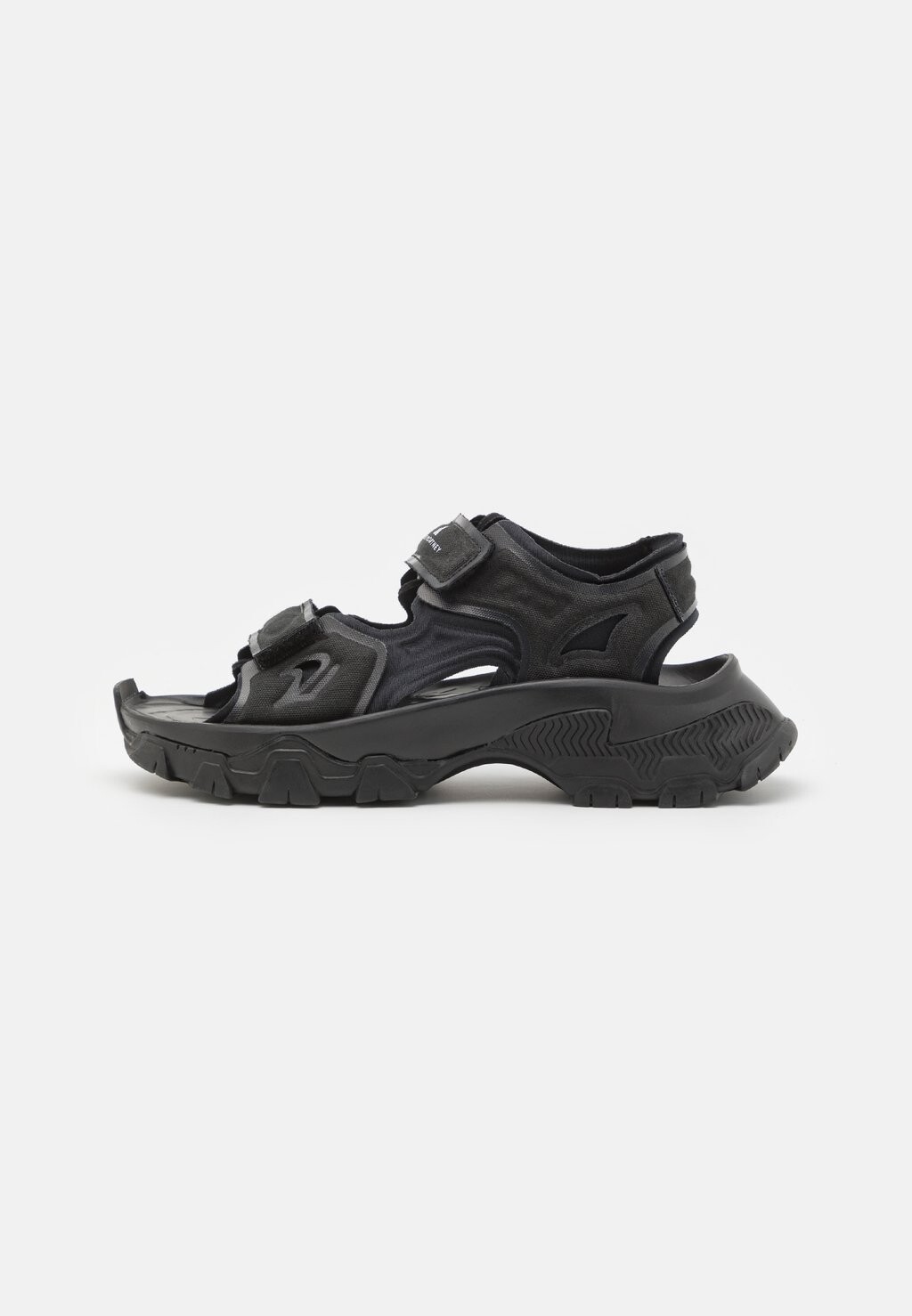 Трекинговые сандалии ASMC HIKA adidas by Stella McCartney, цвет core black/utility black