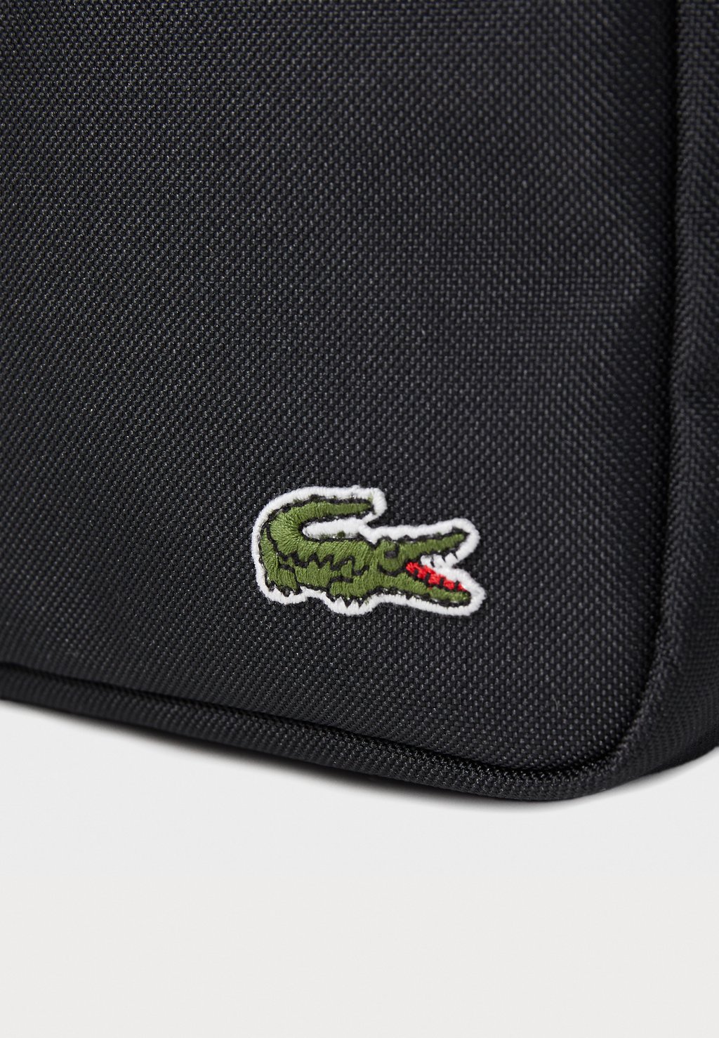 

Косметичка TOILET KIT UNISEX Lacoste, черный