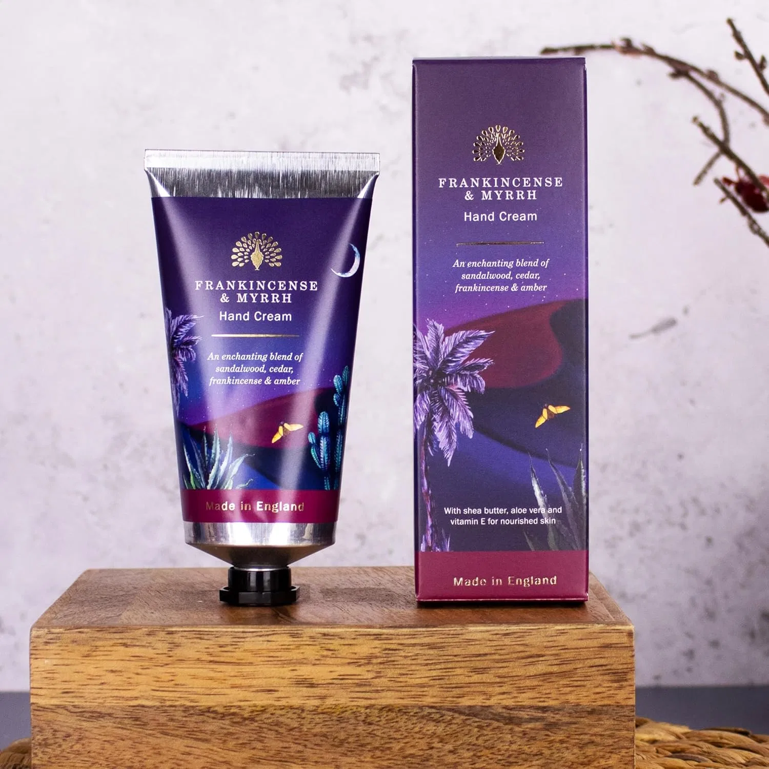 Крем для рук с ароматом ладана и мирры, 75 мл The English Soap Company — фото 3