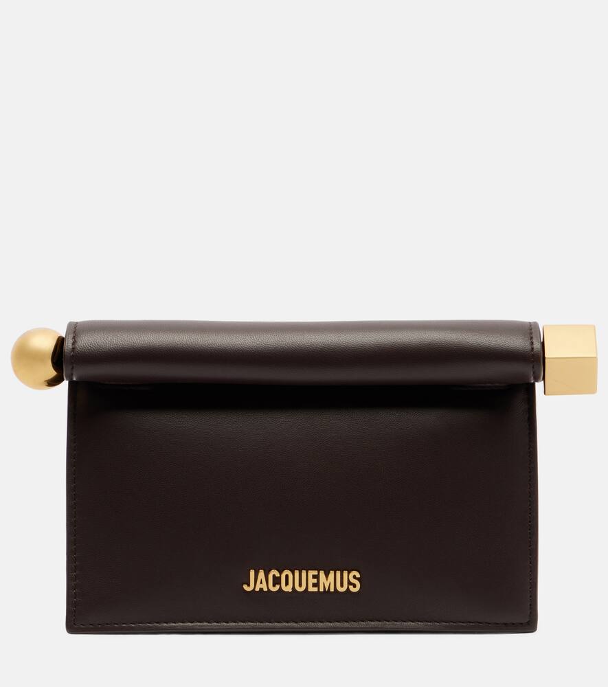 

Маленький кожаный клатч La Pochette Rond Carré Jacquemus, Brown