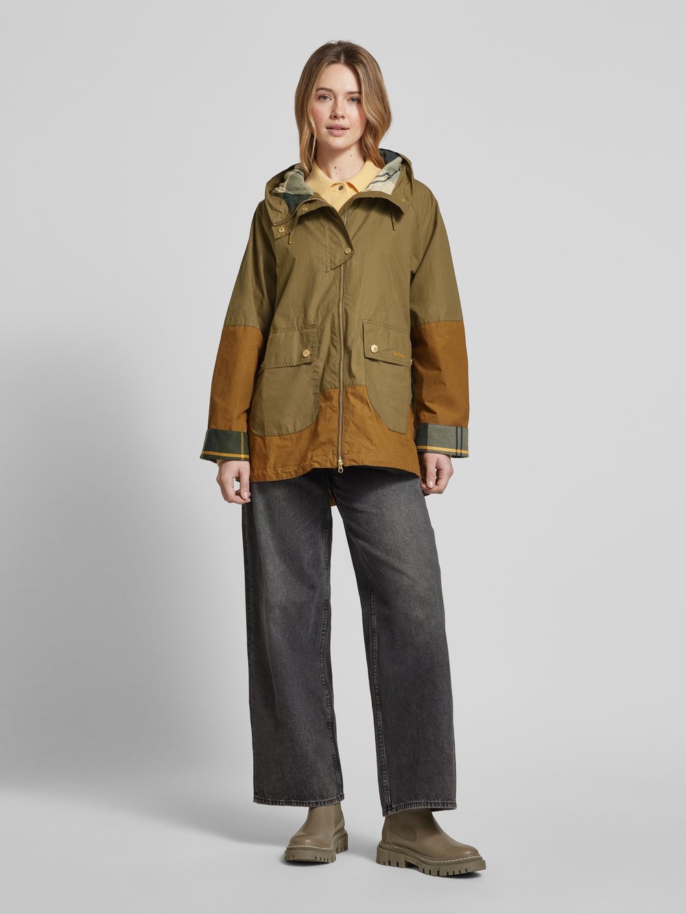 

Куртка с пришитой этикеткой, модель «HAYLEY» Barbour, оливковый