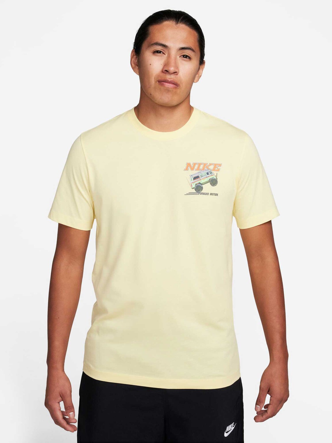 

Футболка Nike U NSW TEE SOLE RALLY LBR, желтый