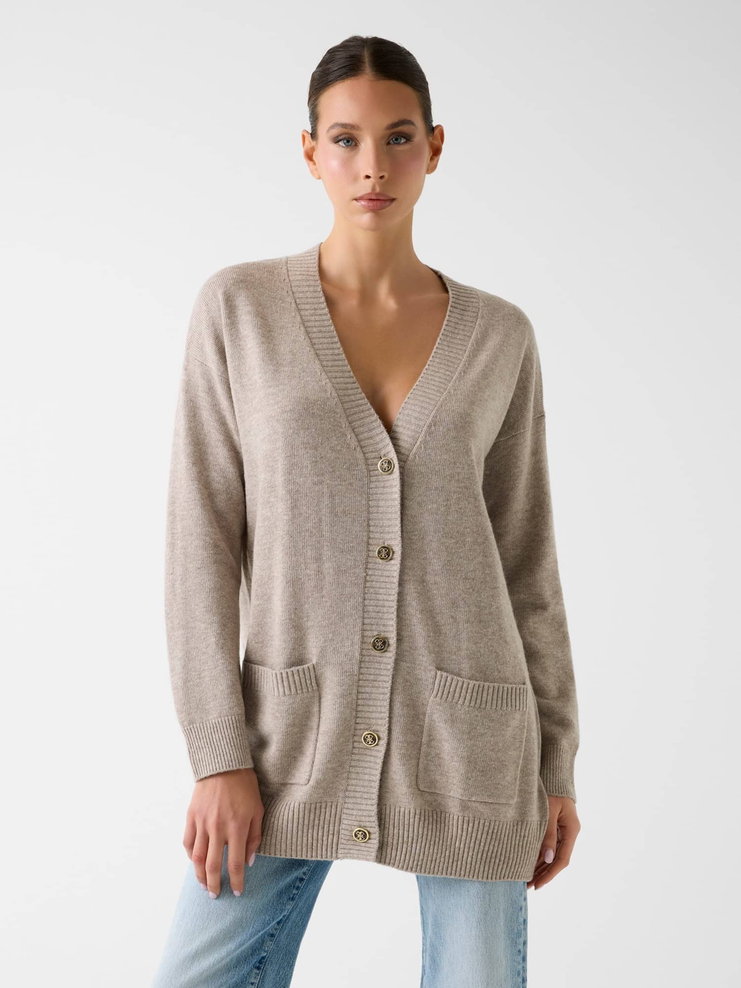 

GUESS Кардиган трикотажный в цвете nude