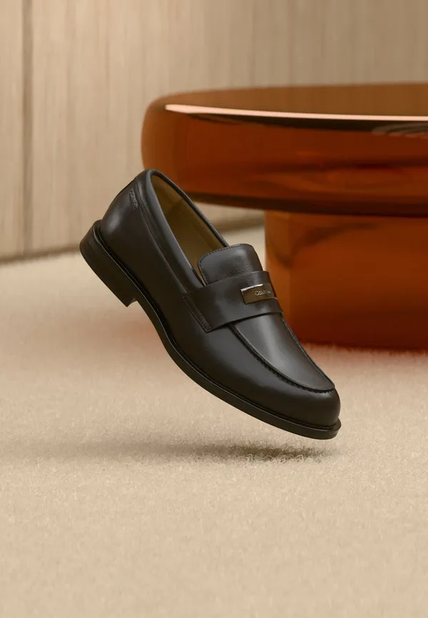 Умные слипоны lofer Calvin Klein, Triple Black