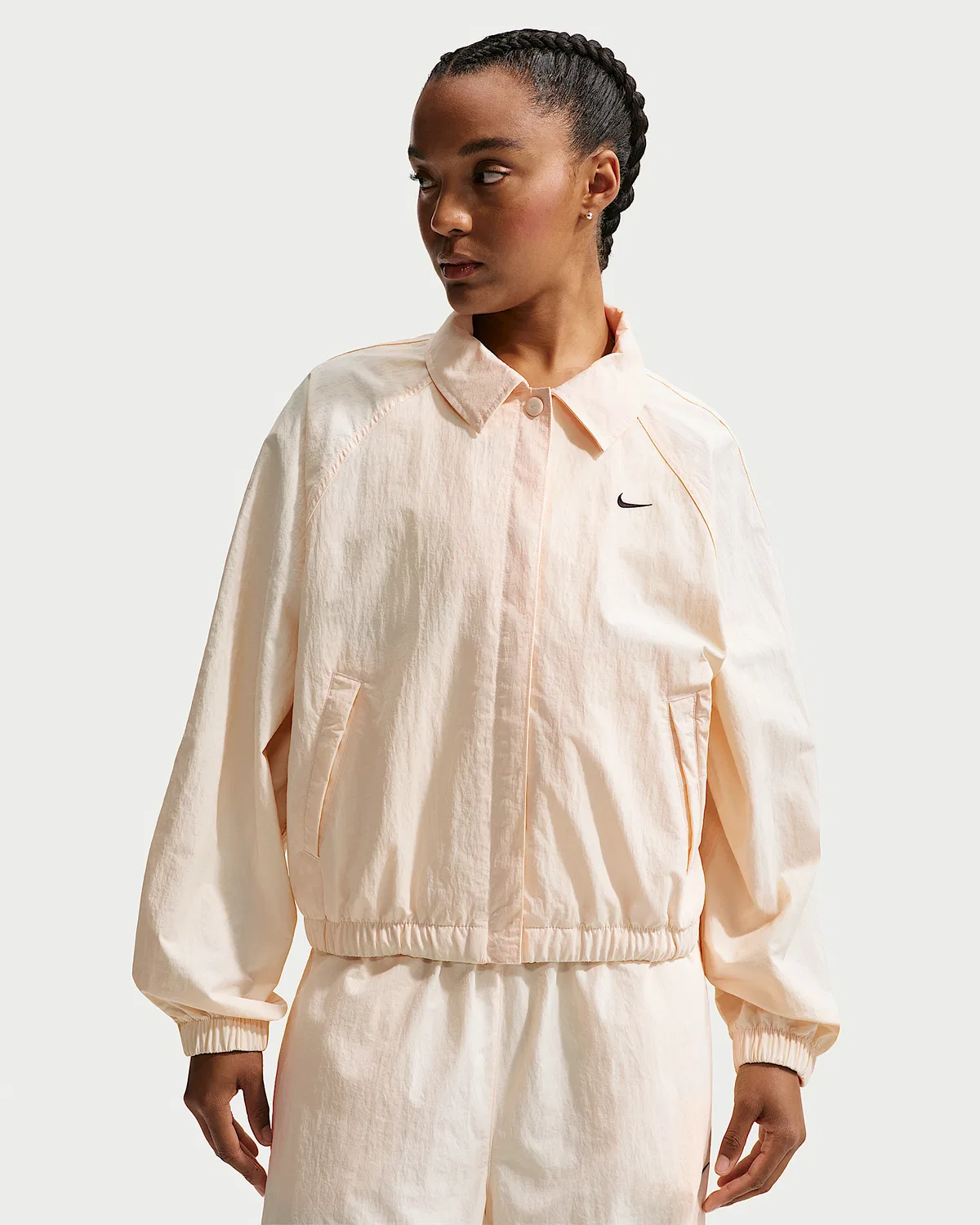 Женская оверсайз куртка Nike Sportswear, Chalk/Black