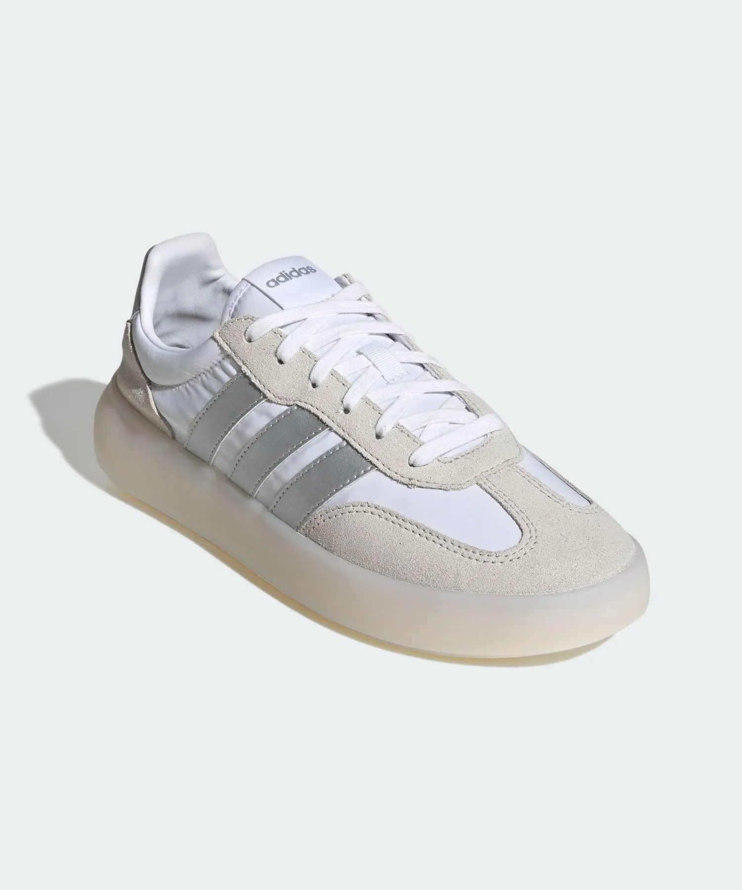 Унисекс кроссовки из нейлона и замши Barreda Decode adidas белые — фото 4
