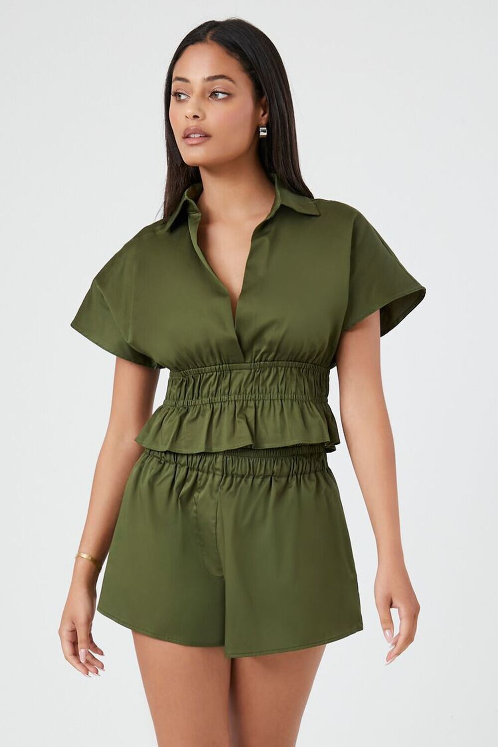 

Шорты-клеш со сборками Forever 21, кипарис