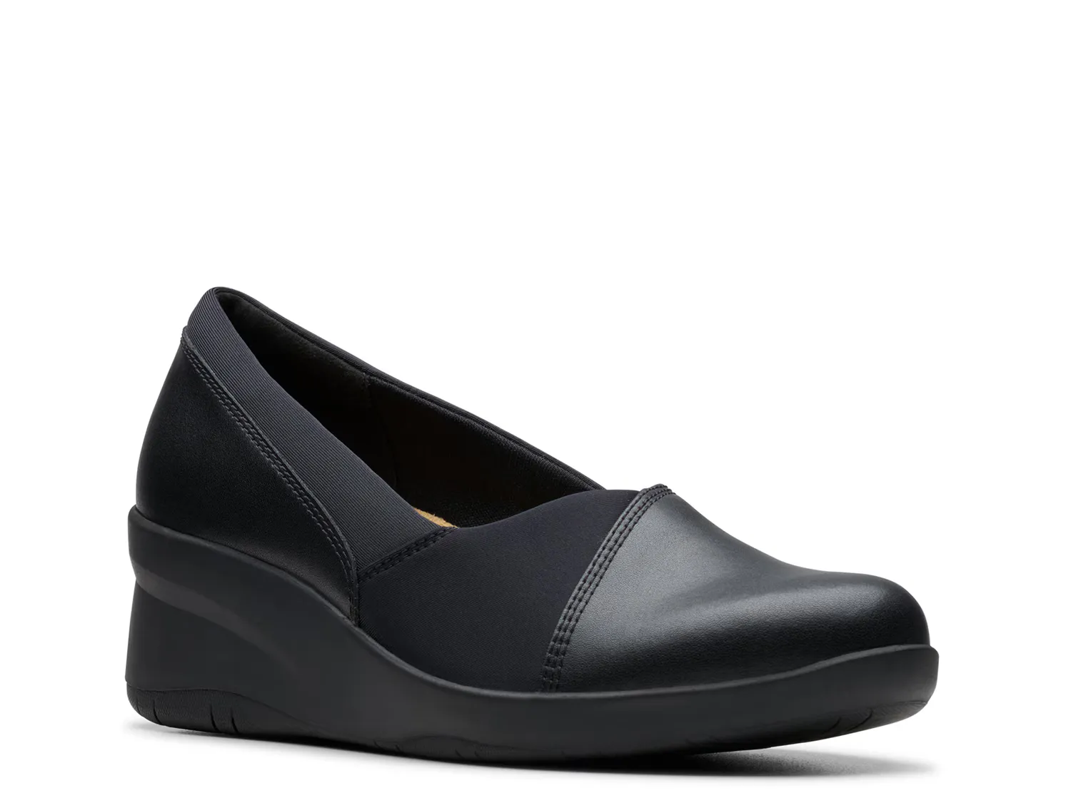 

Слипоны Suttyn Walk Wedge Slip-On Clarks, черный