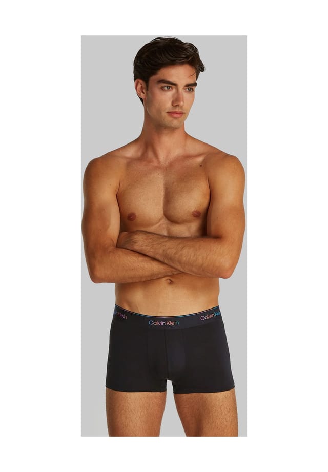 

Брюки с эластичным поясом Calvin Klein, черный