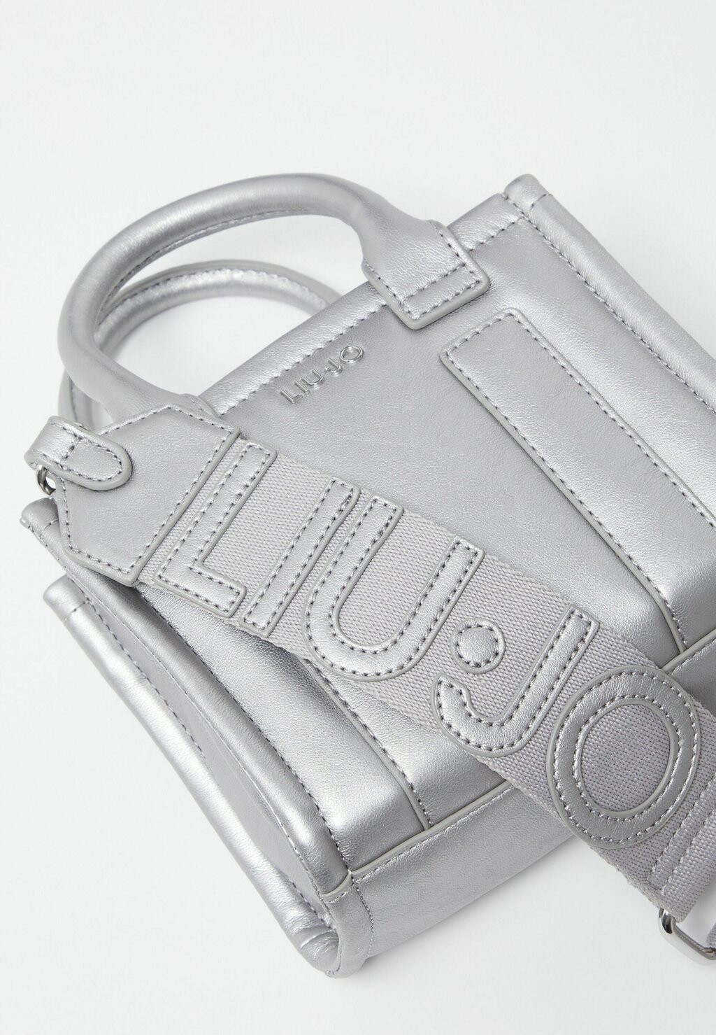 

Сумочка SHOPPING LIU JO, серебристый