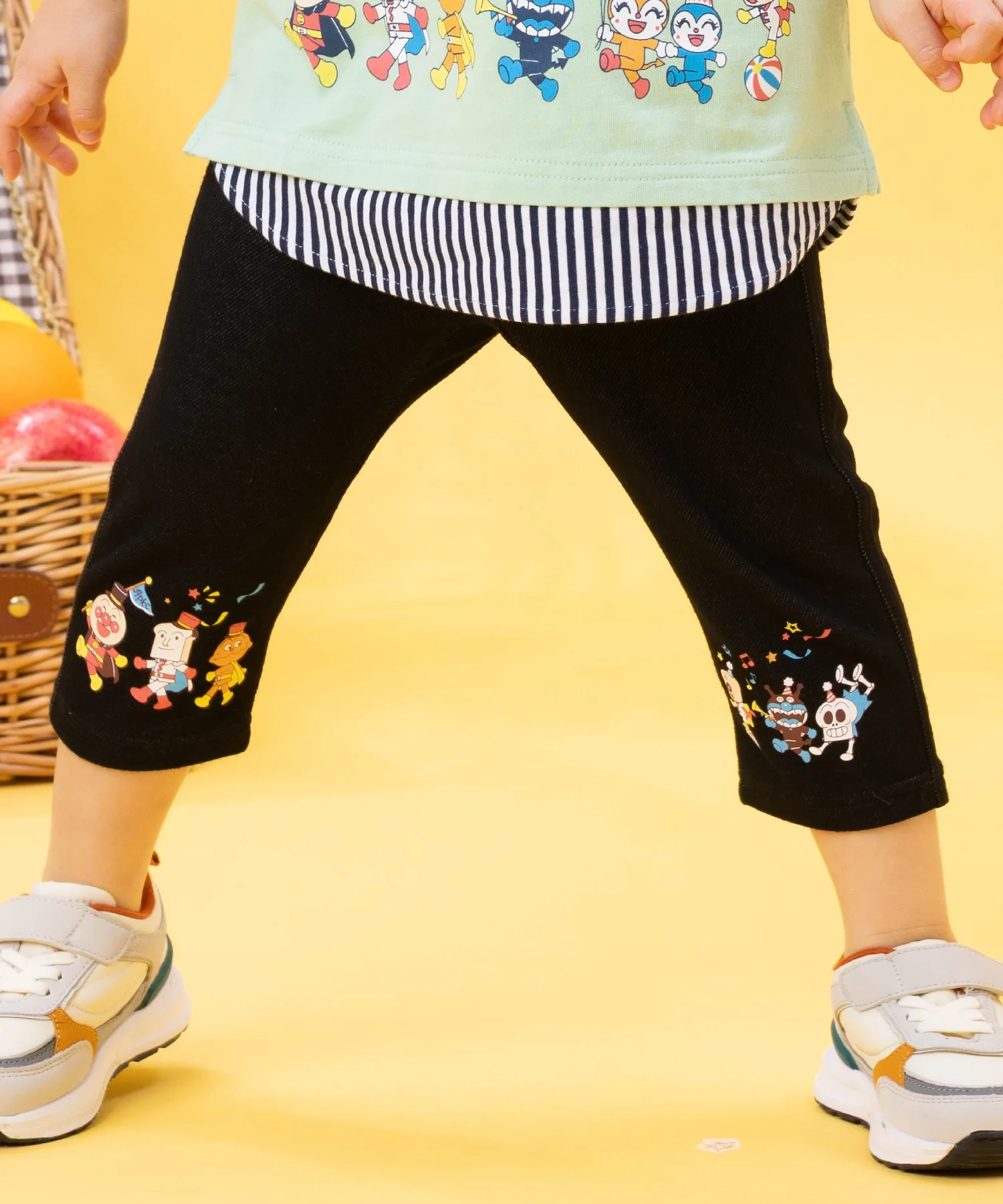 Детская коллекция ANPANMAN / (K) Леггинсы длиной 3/4 с парадным рисунком Anpanman Kids Collection, black
