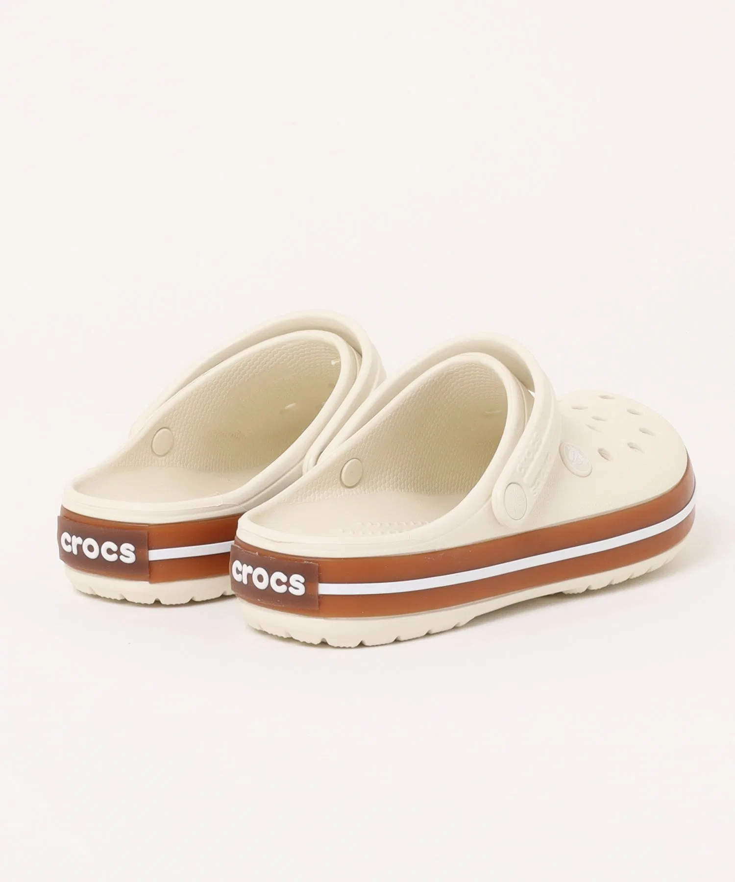 Мужские сандалии crocs CROCBAND GUM CLOG — фото 2