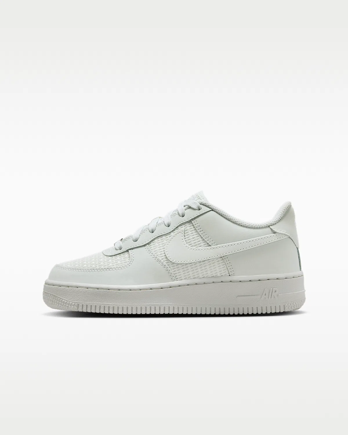 Детские кроссовки Nike Air Force 1 LV8 2, Off White/Summit White/Off White