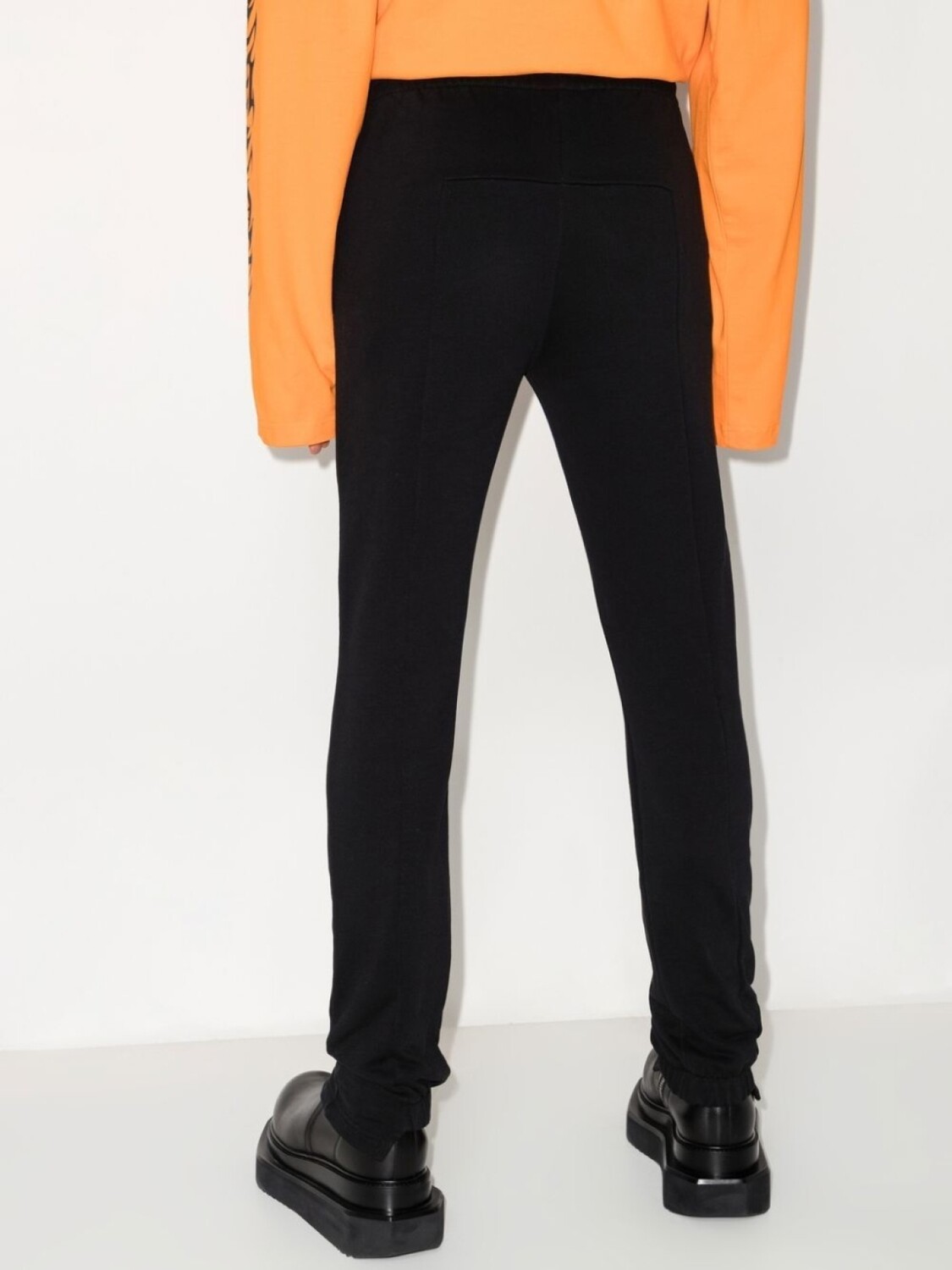 VETEMENTS спортивные брюки с вышитым логотипом, черный — фото 3