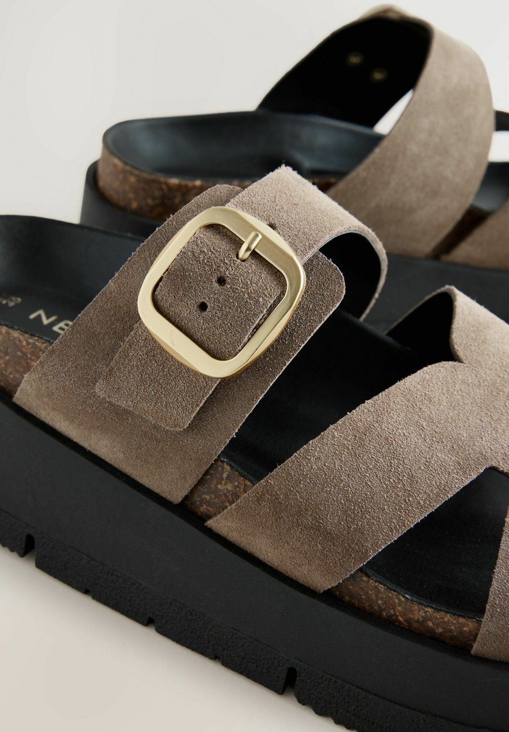 Мюли на каблуке REGULAR FIT - FOREVER COMFORT BUCKLE DETAIL Next, цвет Mottled Beige — фото 3