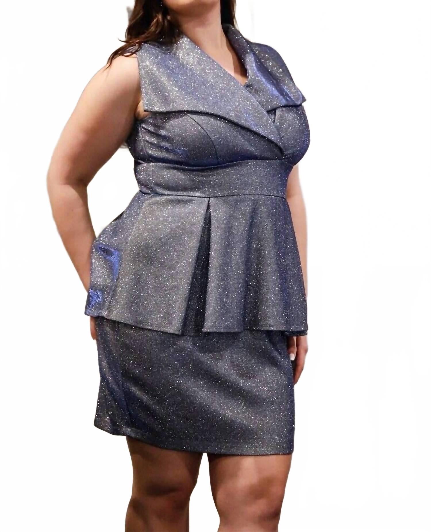 

Серо-голубое мини-платье с пайетками и воротником-стойкой Symphony