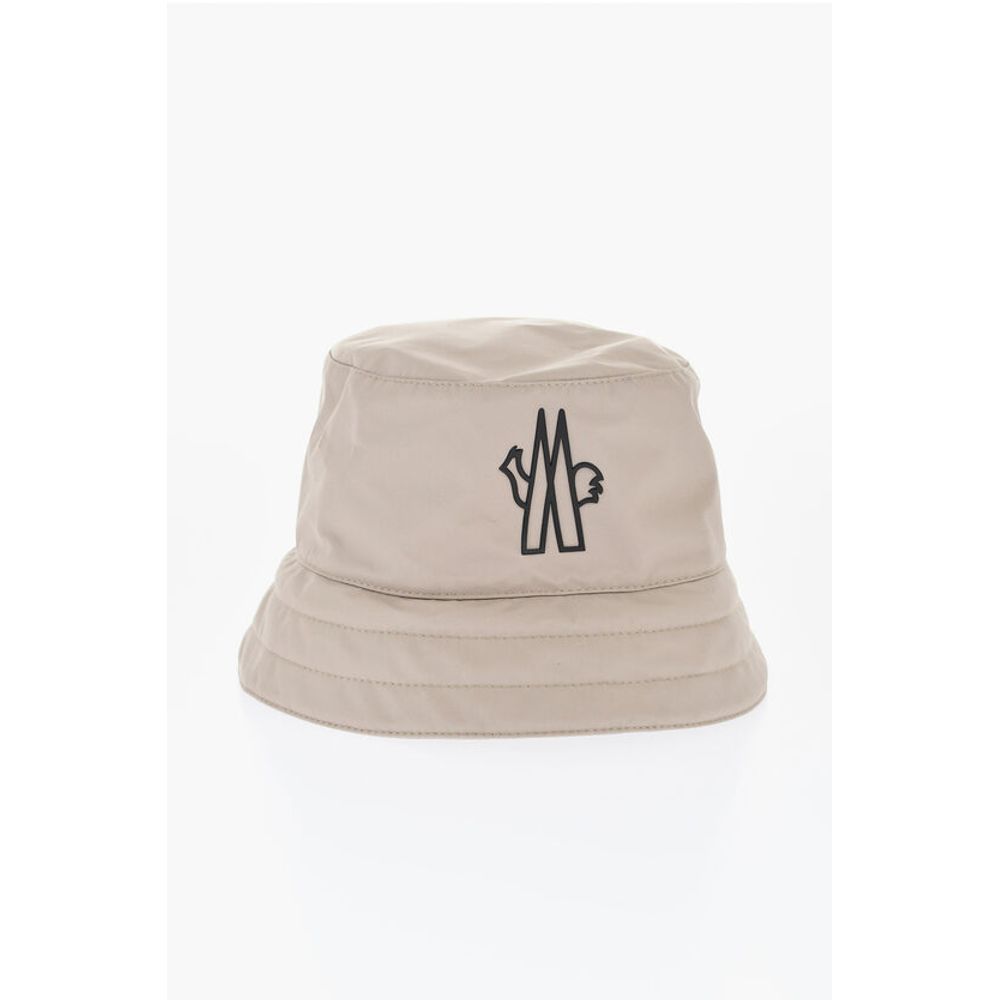 

Бежевая шапка из полиамида Moncler, Beige