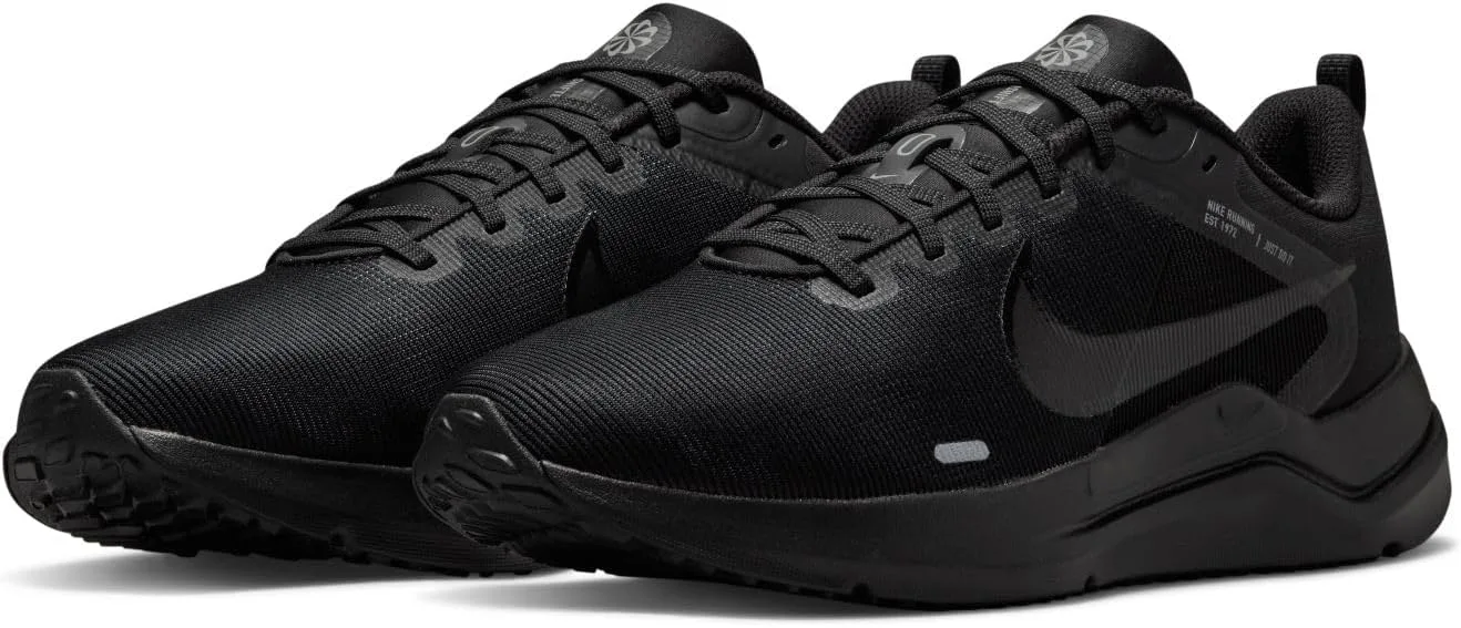 Мужские кроссовки Nike Downshifter 12, черный/темно-серый — фото 2