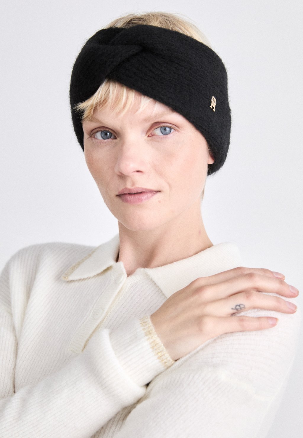 

Головной убор TIMELESS HEADBAND Tommy Hilfiger, черный