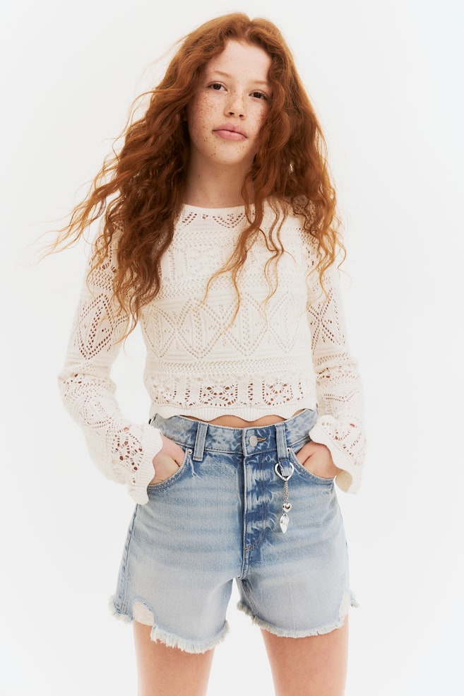 

Джинсовые шорты с подвеской H&M, синий