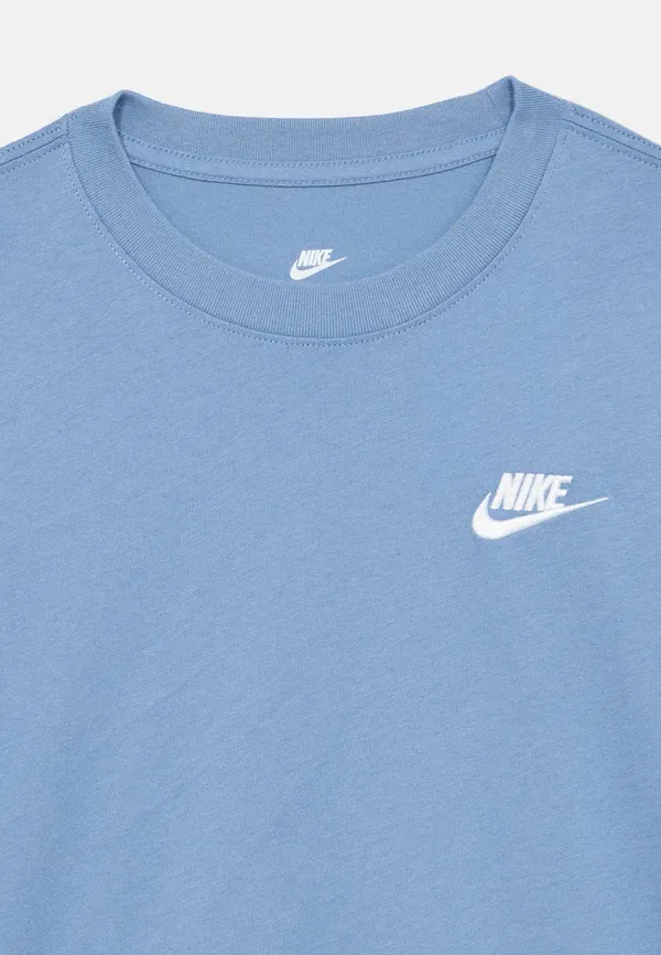 Футболка Nike Sportswear Tee futura basic t-shirt, рабочий синий/белый — фото 3