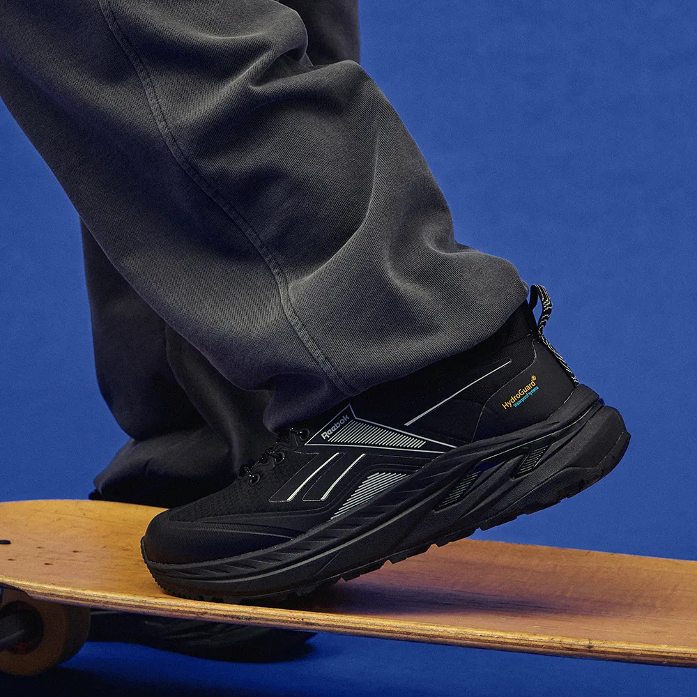 Мужские чёрные низкие кеды Oliwa Ten 1 от Reebok