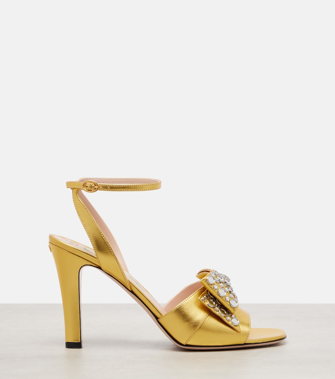 Босоножки Bowow 95 из металлизированной кожи с декором Valentino Garavani, Old Gold — фото 4