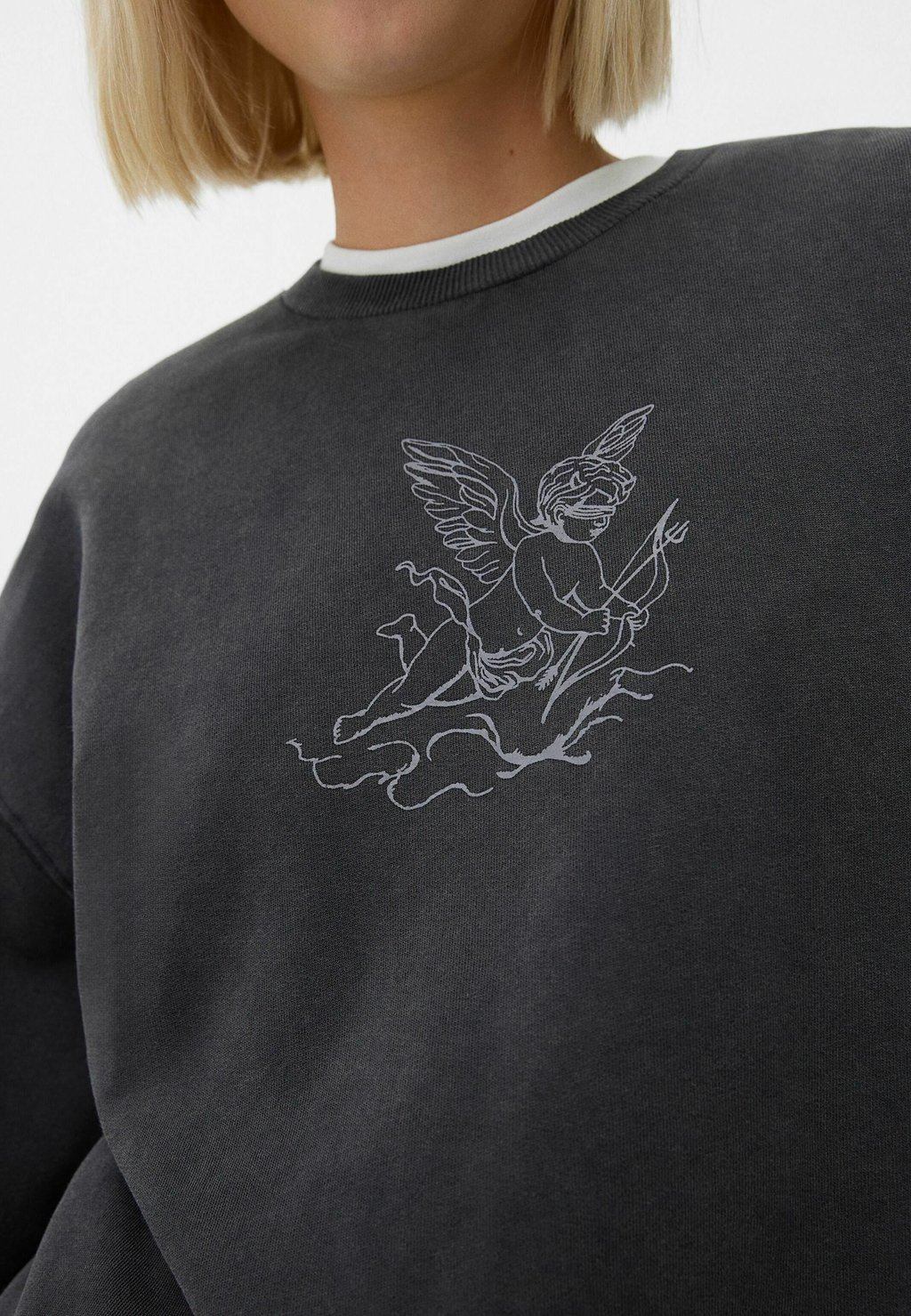

Толстовка EMBROIDERED PRINTED Bershka, серый
