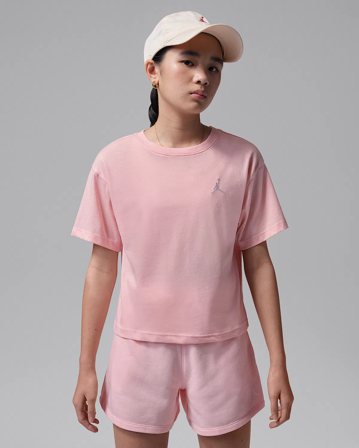 Детская футболка с вышивкой Jordan Brooklyn Essentials, Pink Bloom